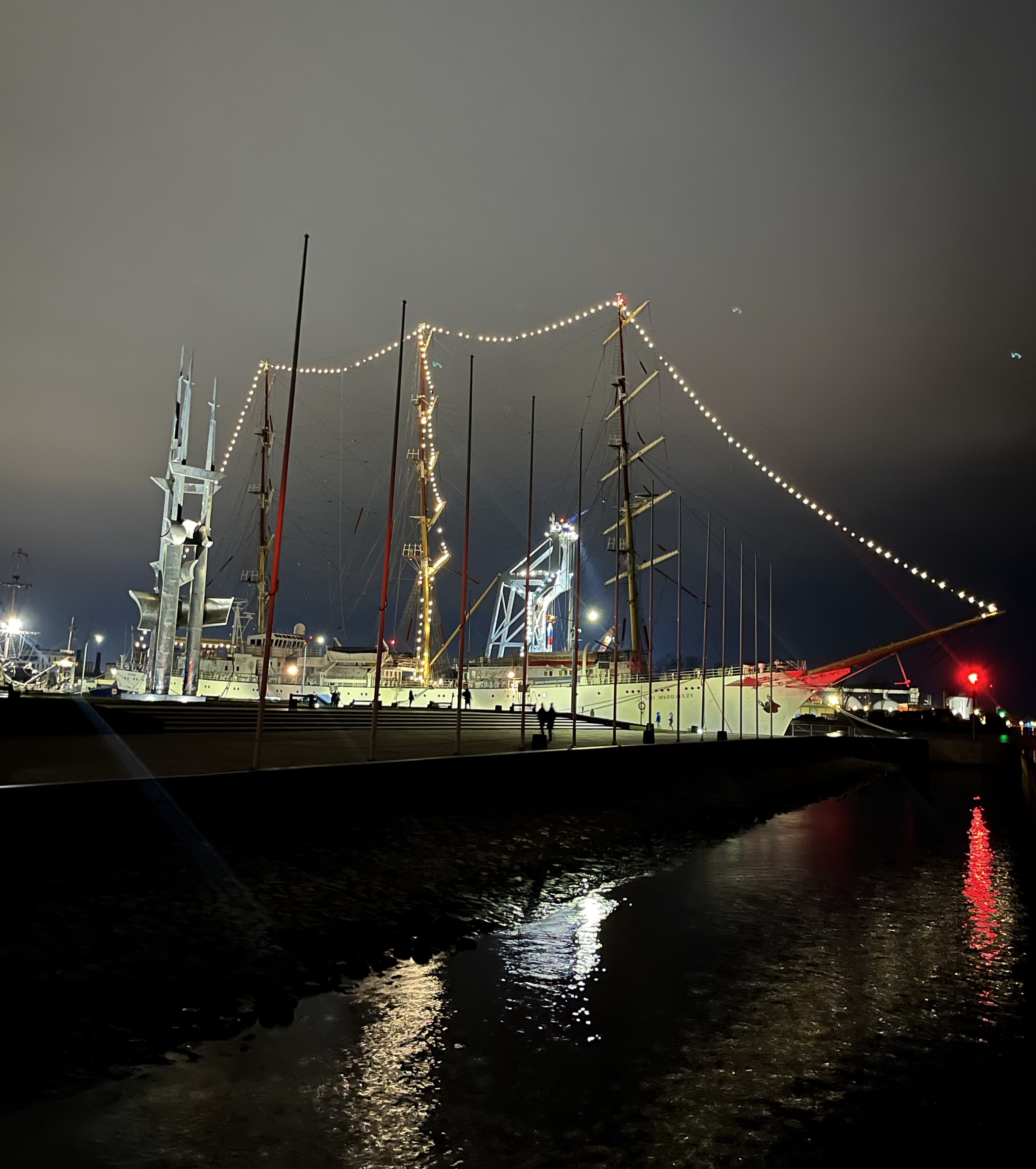 The maritime environment  Gdynia Port, Poland_CHRISTMAS IN THE.jpeg